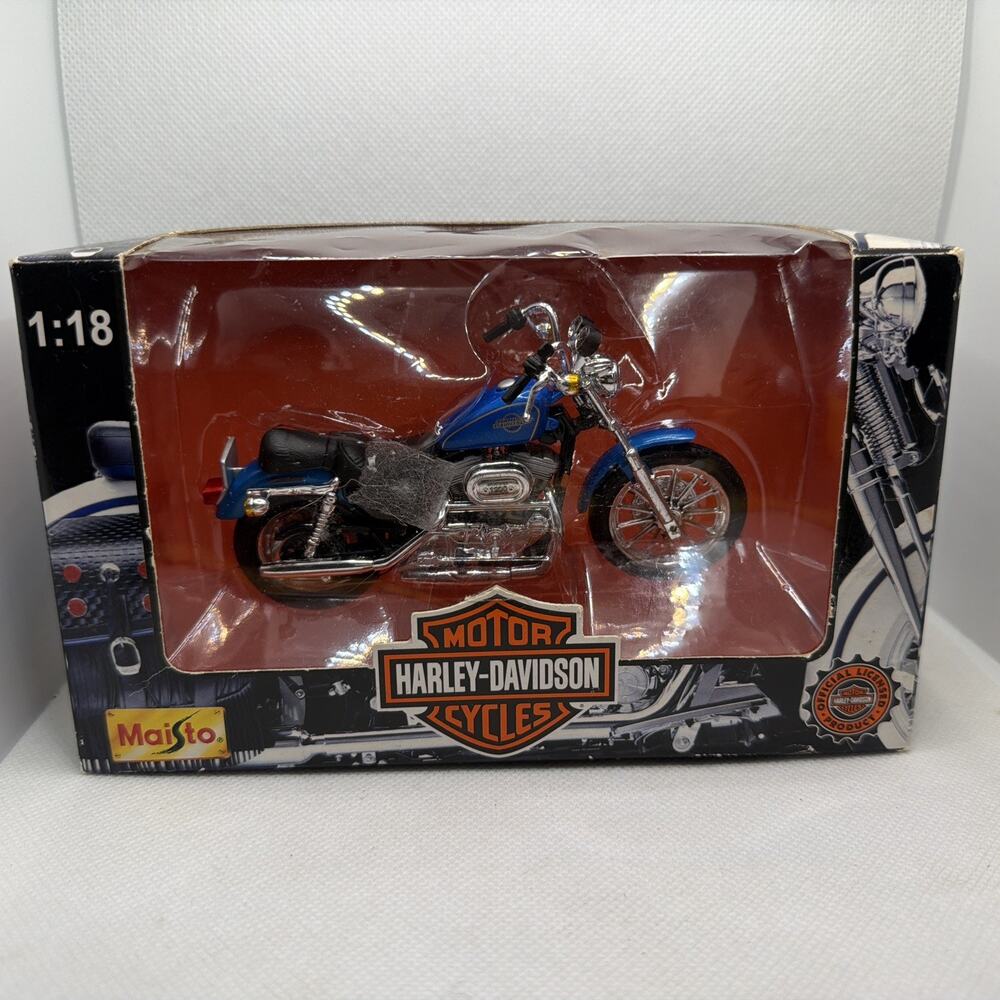 Maisto Die Cast Harley Davidson Motorcycle Sportster 1200 XLH Blue Vintage